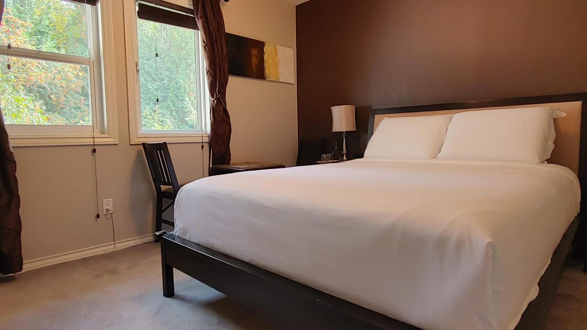 Cornerstone Bed And Breakfast Revelstoke Exterior foto