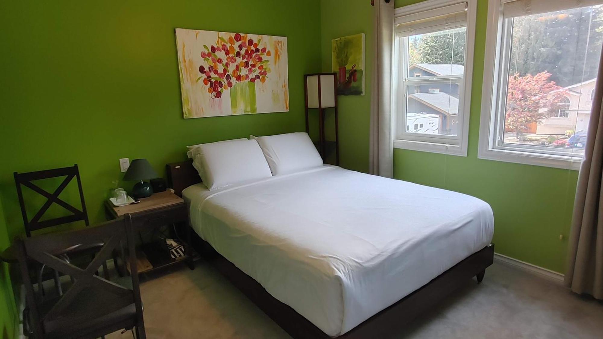 Cornerstone Bed And Breakfast Revelstoke Exterior foto